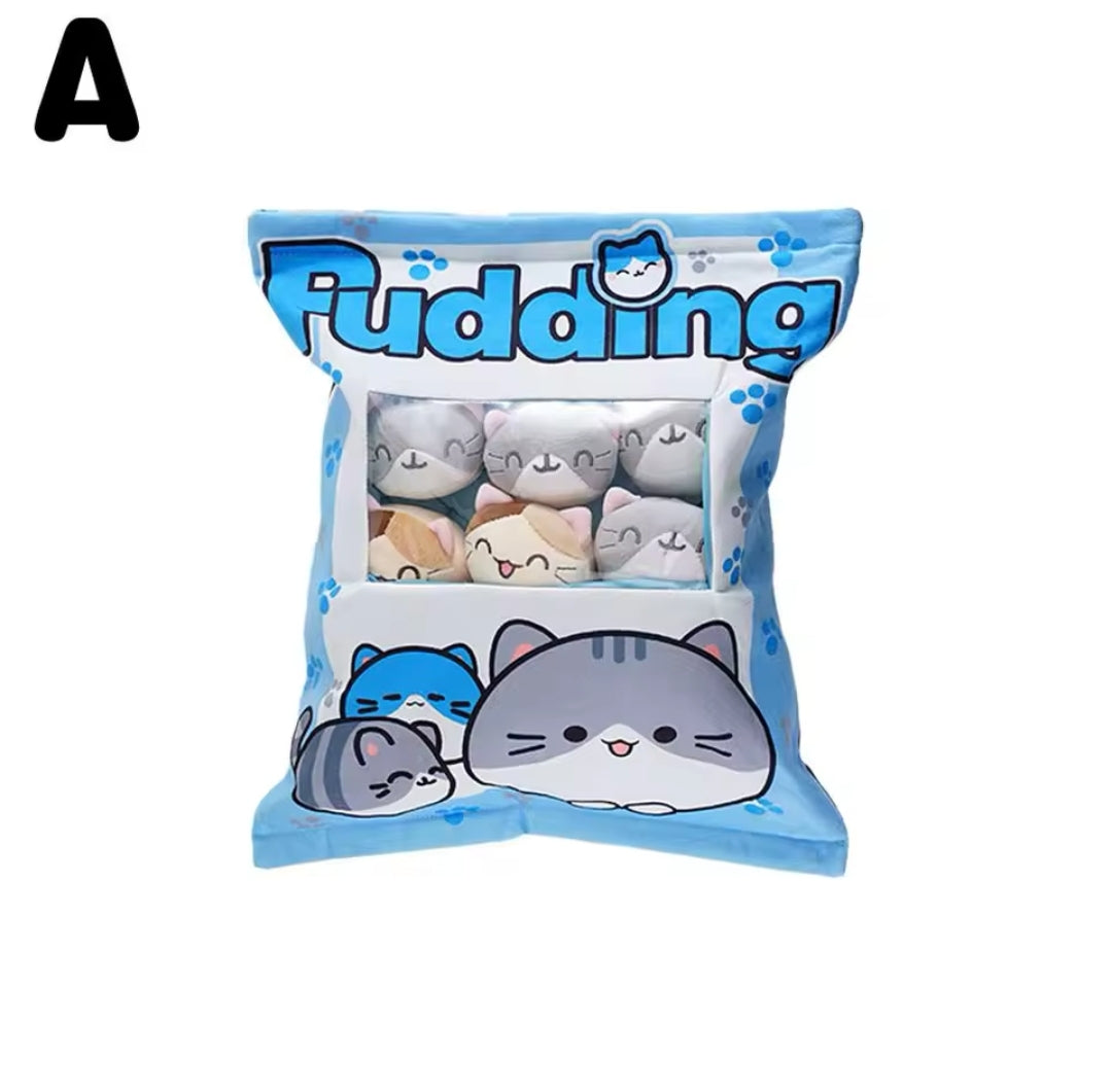 Ajoutez une touche de fun et de gourmandise avec ce coussin peluche en forme de sachet de snacks ! Créatif et tendance, il apporte une ambiance ludique à votre espace. Parfait pour la maison, le salon ou un cadeau original !