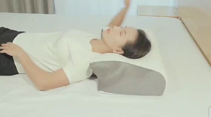 A : PRODUIT STAR :                          ▪︎ L’Oreiller Papillon, 2 en 1 Orthopédique et Ergonomique, un maintien parfait des cervicales pour un sommeil léger ! Inspiré par la nature et conçu pour votre bien-être ! L’innovations pour votre confort !